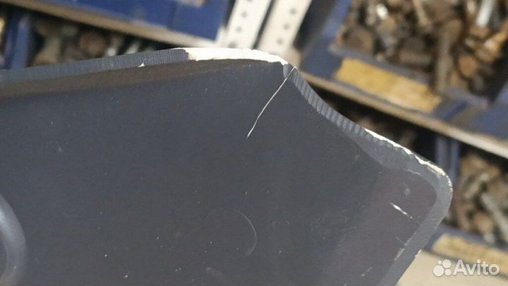 Крыло переднее левое со ступенькой без отверстий\ MAN TGS