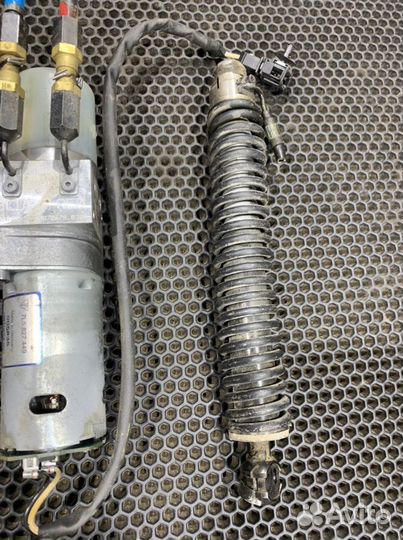 Механизм подъёма Багажника Каен 957 Cayenne