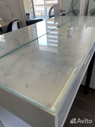 Гримерный столик с подсветкой+барный стул