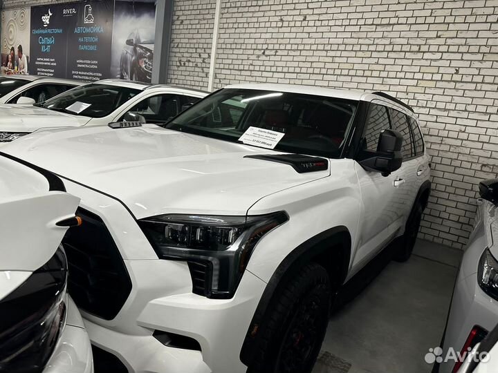 Toyota Sequoia 3.5 AT, 2023, 8 000 км