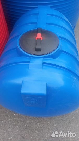 Емкость пластиковая