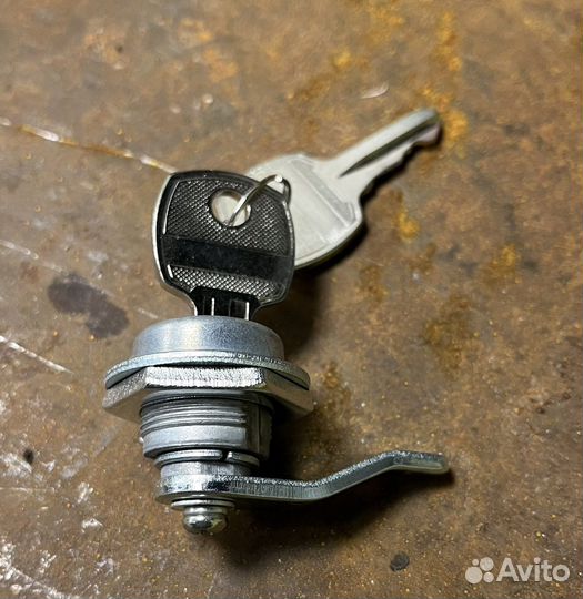 Мебельный, почтовый замок