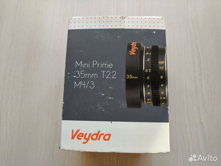 Объектив Veydra Mini Prime 35mm T2.2 M43