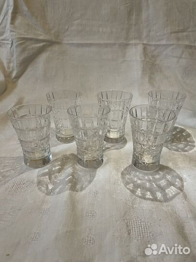 Хрустальная посуда: вазы, креманки, бокалы