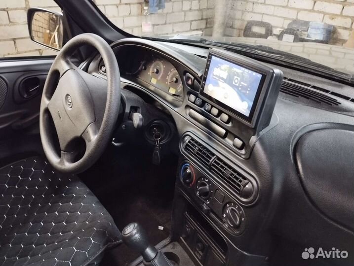 Магнитола chevrolet niva 2gb 32gb + рамка