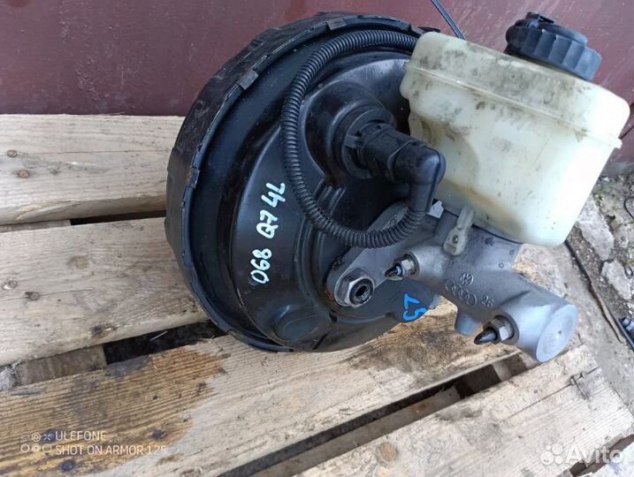 Вакуумный усилитель тормозов Audi Q7 4L 3.0 BUG