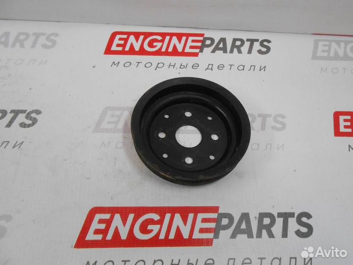 Шкив водяного насоса (помпы) Nissan Bluebird Sylp