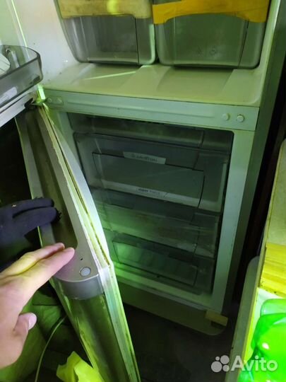 Холодильник б/у