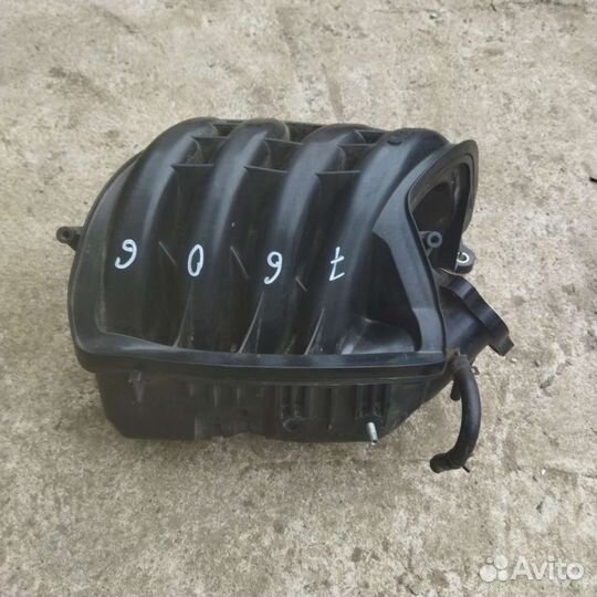 Впускной коллектор LADA Granta