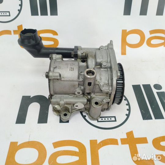 Масляный насос Volkswagen Tiguan 2 2018