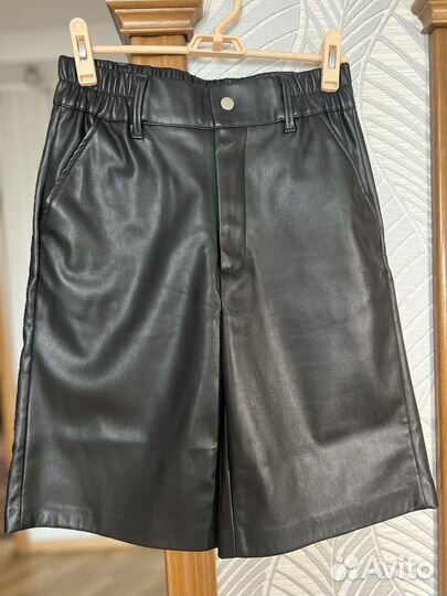 Кожаные шорты
