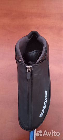 Коньки беговые