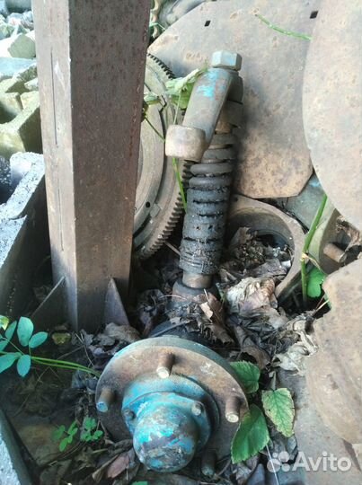 Продам запчасти