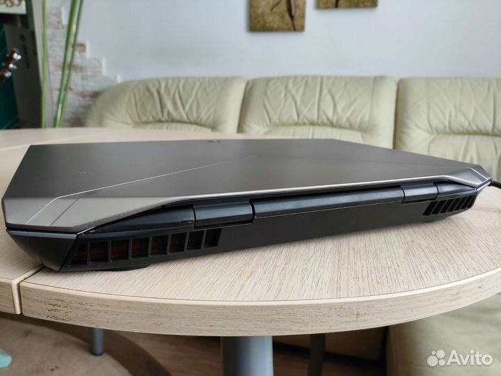 Игровой ноутбук dell alienware 17