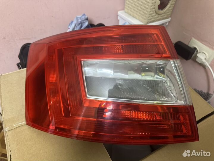 Левый задний фонарь Octavia A7