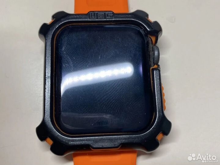 UAG комлект кейсов и ремешок для Apple