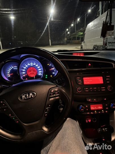 Kia Ceed 1.6 AT, 2016, 175 467 км