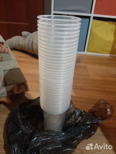 Пластиковые стаканы одноразовые