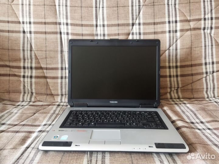 Ноутбук Toshiba satellite L40-139