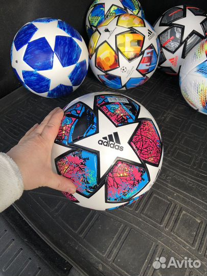 Футбольный мяч adidas размер 5