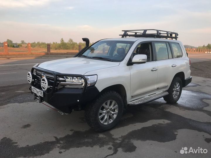 Передний силовой бампер Land Cruiser 200 2015+