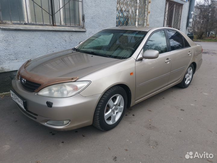 Toyota Camry, 2003