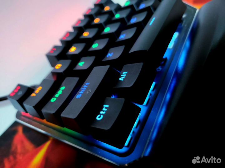 Игровая механическая клавиатура motospeed