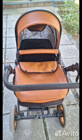 Коляска 3 в 1 с автолюлькой
