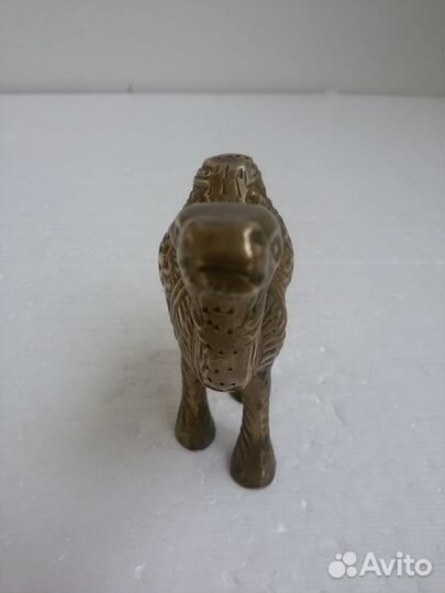 Статуэтка латунная 
