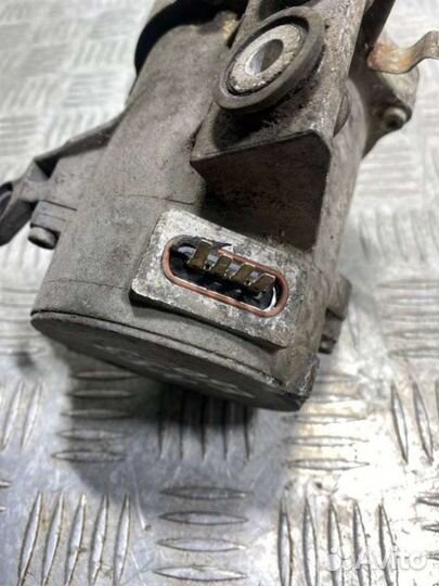 Насос антифриза (помпа) BMW5 E60/E612006
