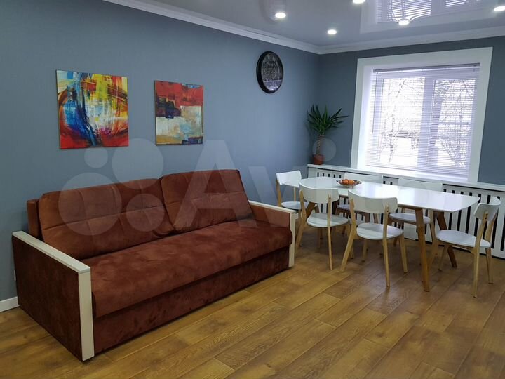 2-к. квартира, 70 м², 1/2 эт.