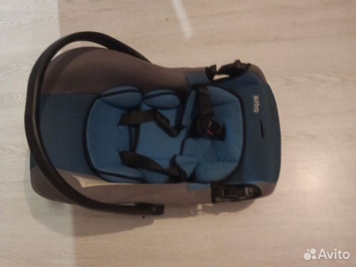 Кресло детское для машины