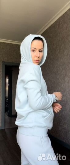 Костюм спортивный