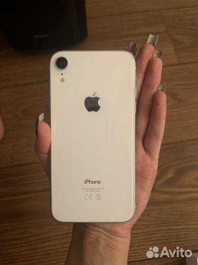 iPhone Xr, 64 ГБ
