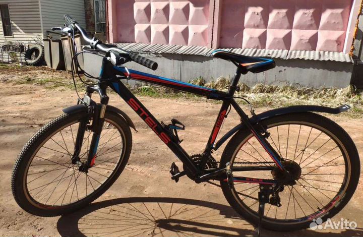 Велосипед горный колёса 26 Stels navigator 620