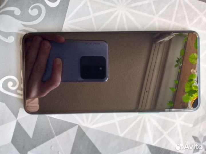 Продам телефон honor 10x lite в отличном состоянии