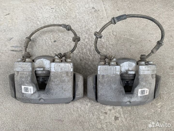 Суппорт передний Audi a6 c7