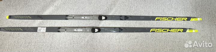 Беговые лыжи fischer классика