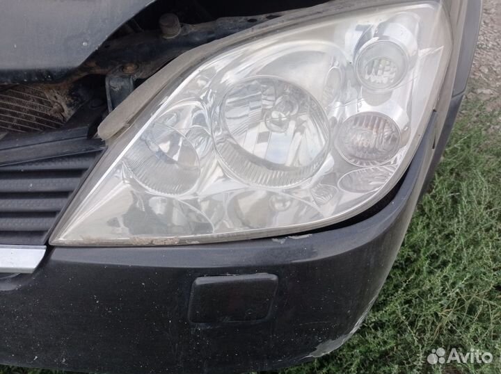 Фара передняя левая на nissan primera p12