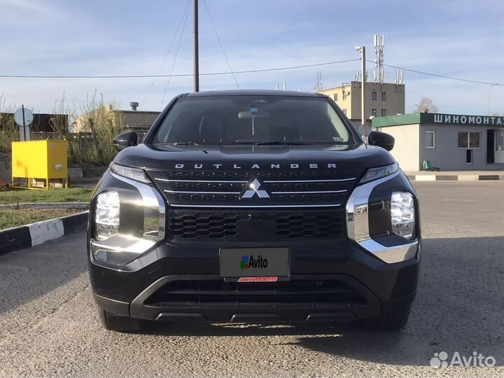 Mitsubishi Outlander, 2021
