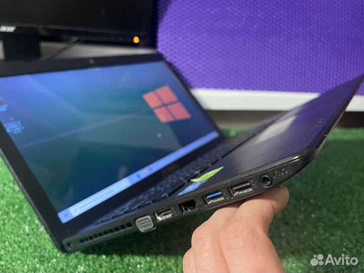 Asus /4ядра/8гб озу/ssd/новый акб