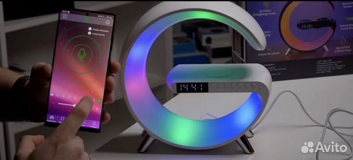 Беспроводная зарядка колонка ночник 3 в1