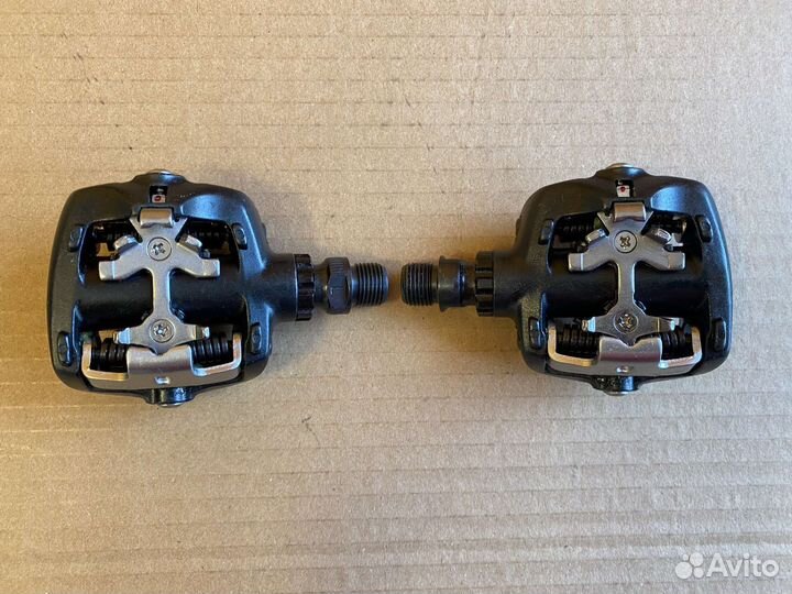 Контактные педали Новые Shimano PD-M525 (PD-M520)