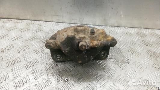 Суппорт тормозной передний правый land rover freel