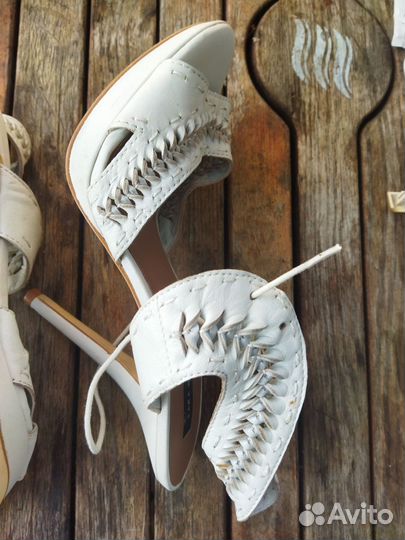 Босоножки Zara 39р новые