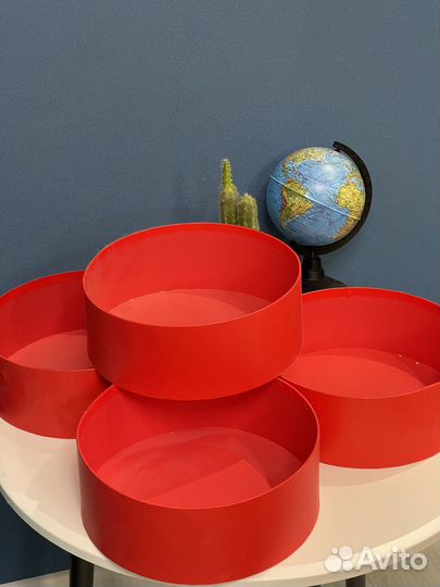 Картонные коробки для подарков