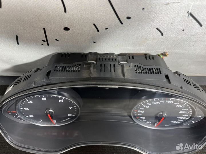 Панель приборов Audi A7