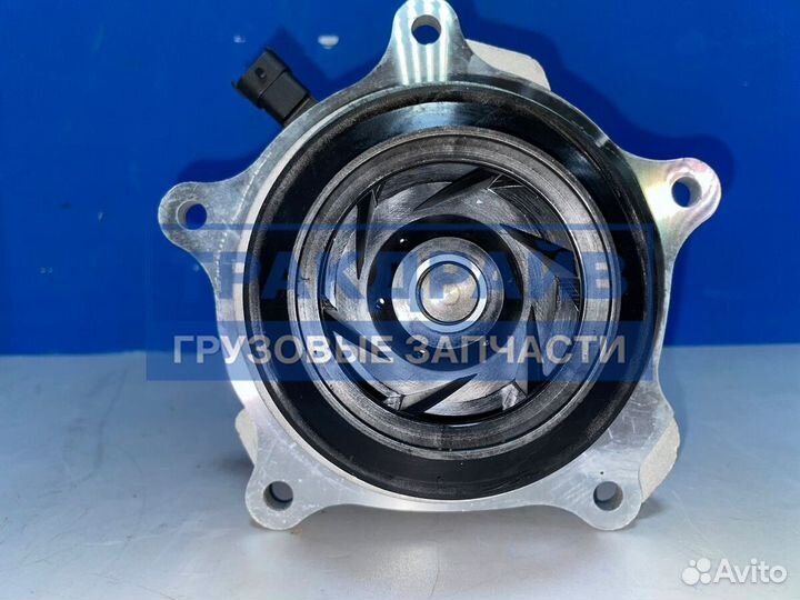 Водяной насос DAF XF106 с термомуфтой