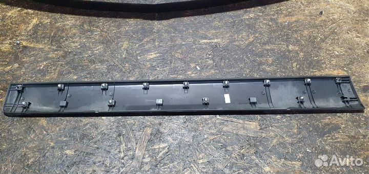 Накладка двери передней правой Opel Antara 2007-2