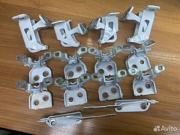 Петли LADA Largus, Vesta, X-Ray, Renault Logan